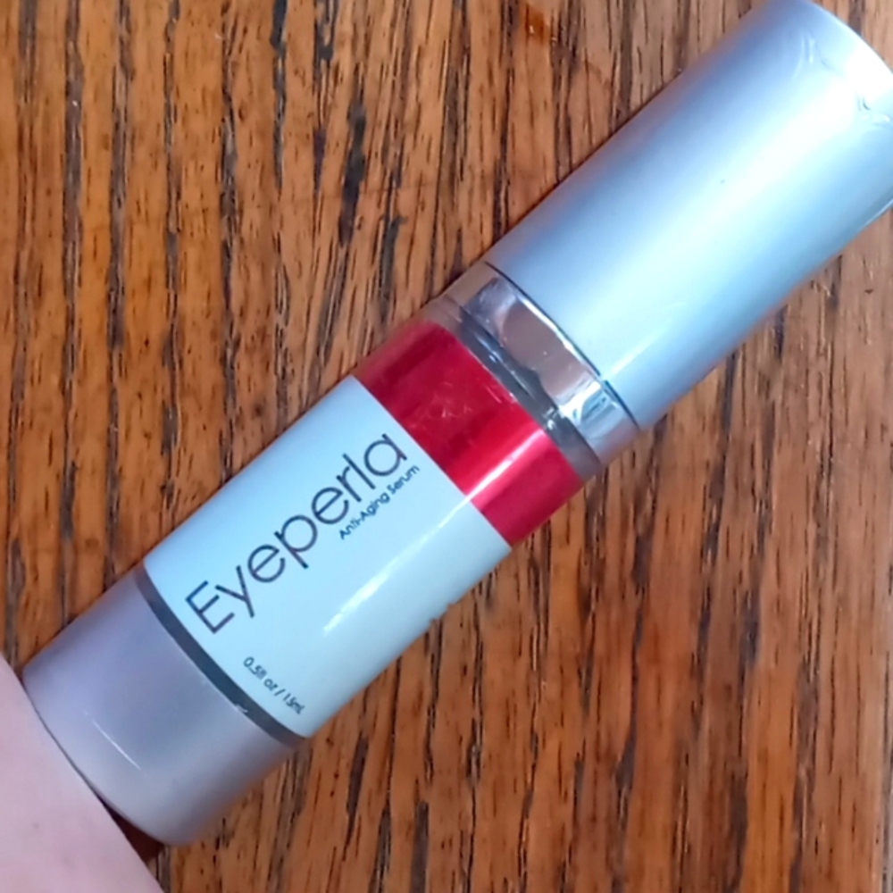 Eye serum